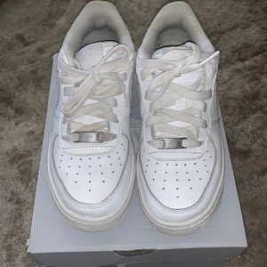 Nike Air Force 1 (GS 5Y) - all white